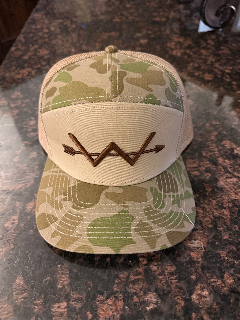 Camo Tan Arrow Logo Trucker Hat - Men's Casual Cap